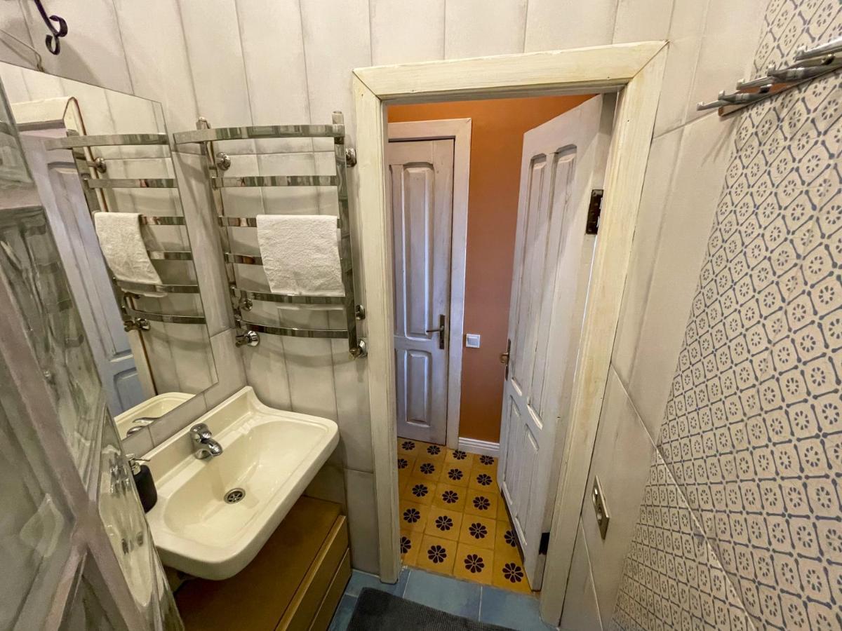 Old Lviv Apartment Екстериор снимка